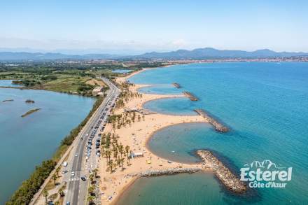 → Découvrir · Hôtel Saint-Raphaël Plage · Le Touring Boutique Hotel