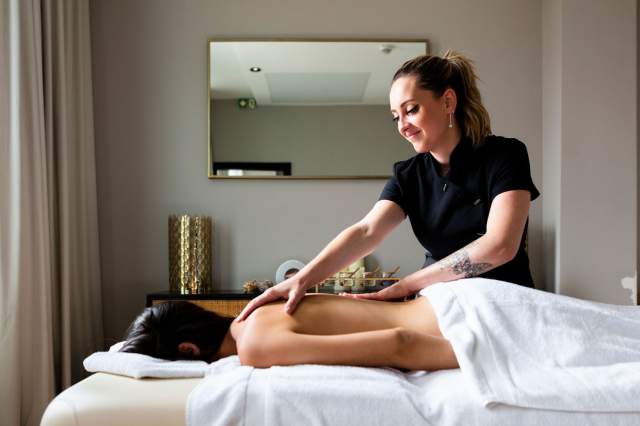 Hôtel Saint-Raphaël · Le Touring Boutique Hôtel massage