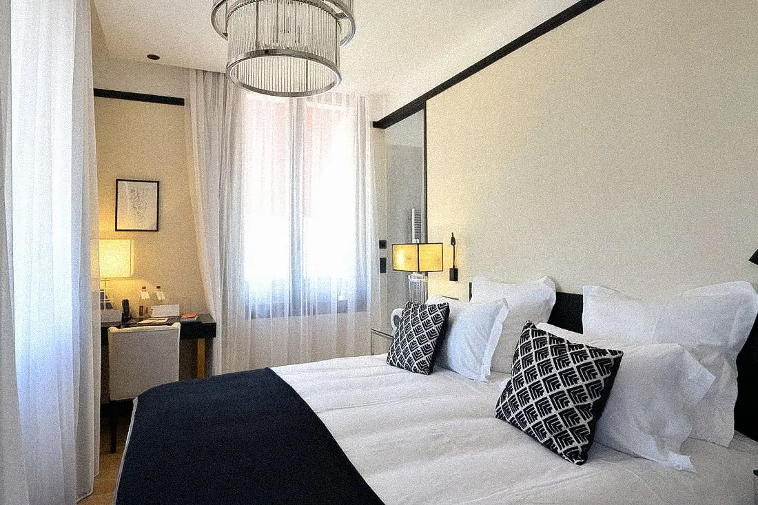 chambre vieux port Saint-Raphaël